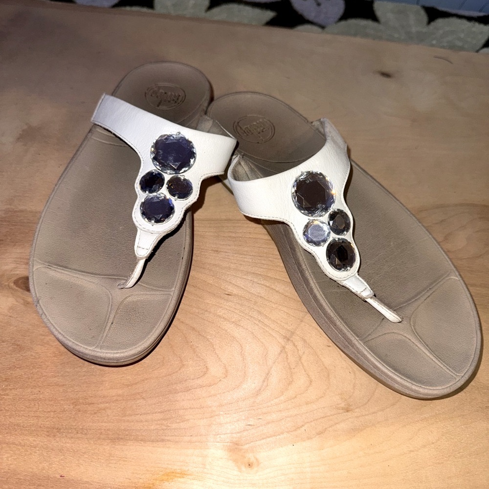 Fitflop White and Tan Thong Sandals with Gem Accents